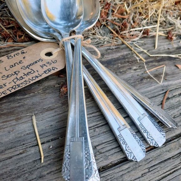 'Parklane' Depression-Era Antique WM Rogers Silver-Plated tablespoons, set of 5 - Picture 3 of 4